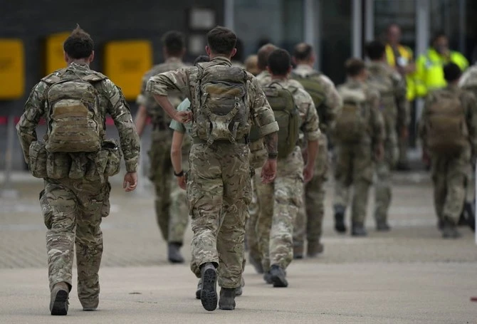 Le gouvernement britannique subit encore la pression de son départ «chaotique» d'Afghanistan