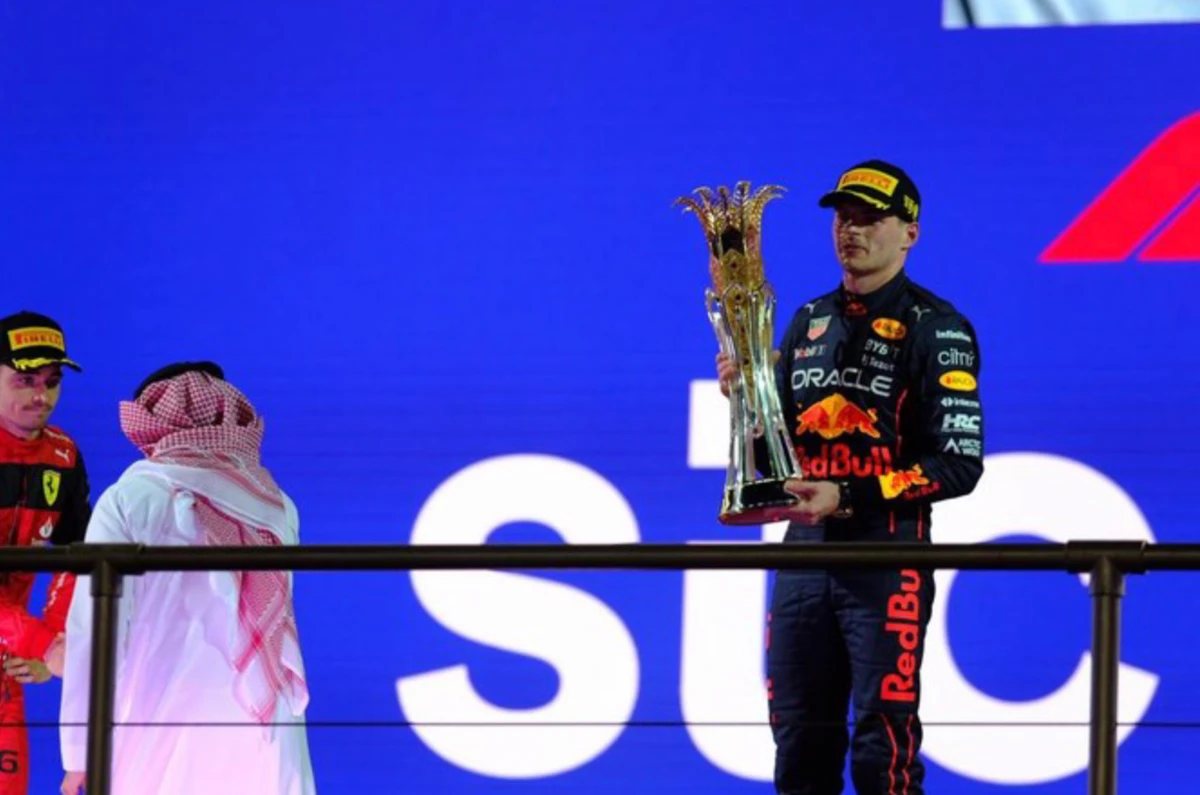 GP d'Abu Dhabi: Max Verstappen arrache sa première étoile dans le dernier tour