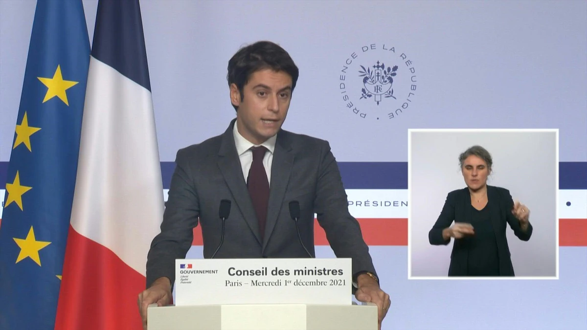 Variant Omicron: la France durcit les conditions d'accès au territoire
