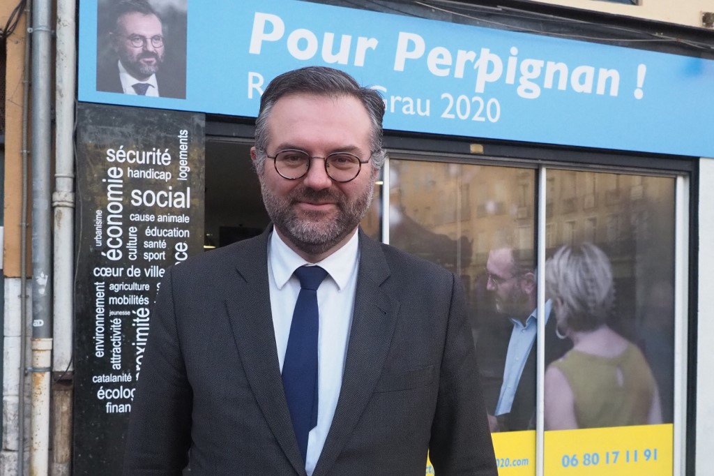 Perpignan: un député LREM agressé par des manifestants anti-pass