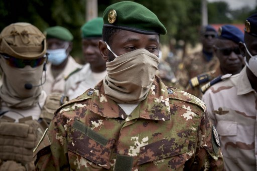Mali: une dizaine de partis rejettent la durée de la transition