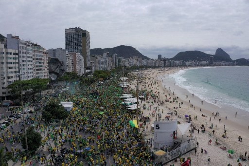 Brésil: les défilés du carnaval de Rio de Janeiro reportés en avril pour cause de pandémie