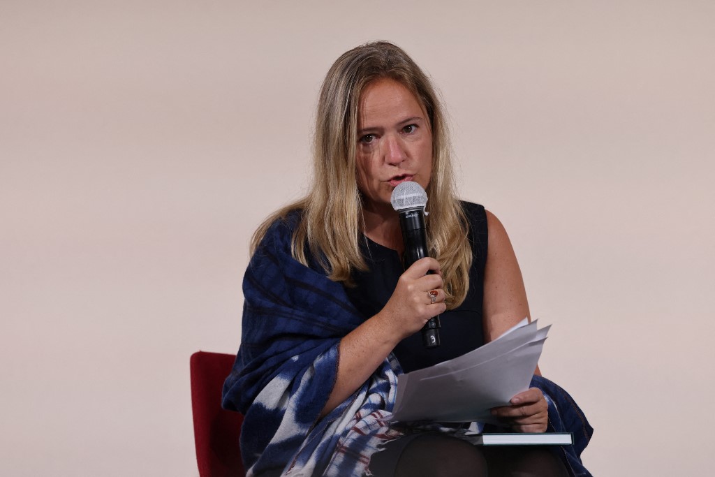 Lutter contre les maltraitances en Ehpad: «toute la société» doit se mobiliser