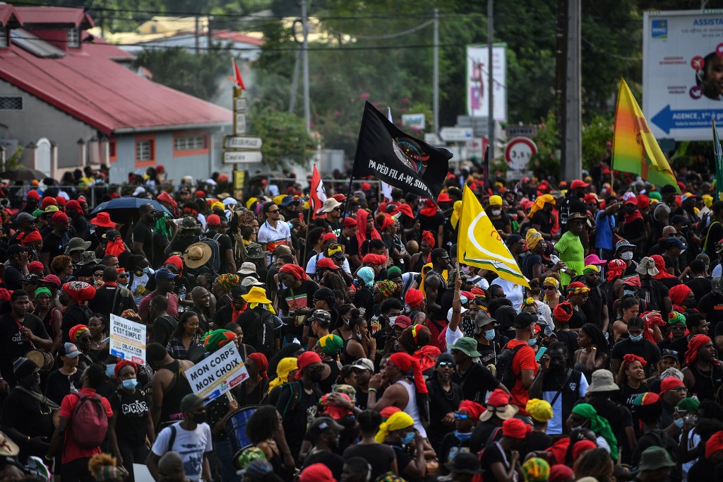 Guadeloupe: les forces de l'ordre s'attaquent au piquet de grève du CHU, symbole de la mobilisation