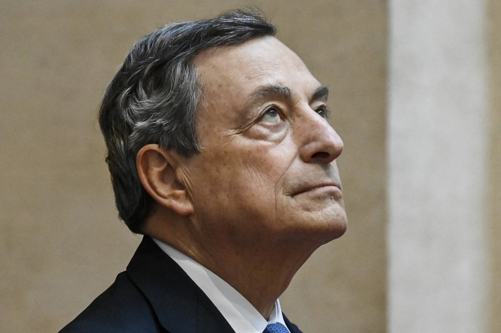 Italie: Draghi et Berlusconi en lice pour la présidence de la République