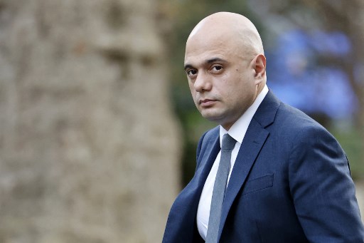 Covid: l'Angleterre réduit à cinq jours l'isolement des personnes positives
