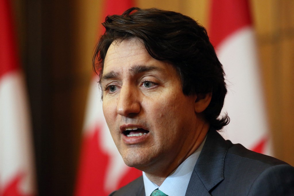 Le Canada indigné par une fête d'influenceurs dans un avion, des « Ostrogoths » selon Trudeau