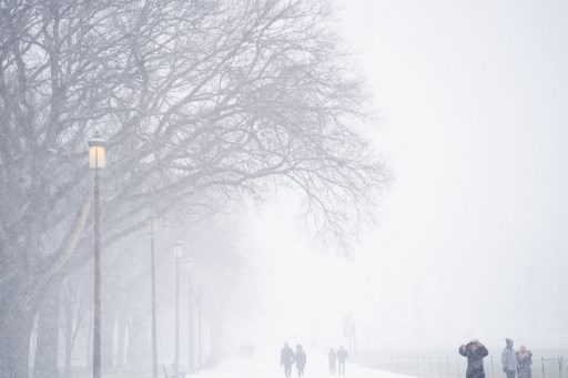 Une tempête hivernale «majeure» frappe l'est des États-Unis