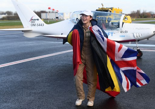 Aviation: une jeune pilote boucle un tour du monde en solo en Belgique