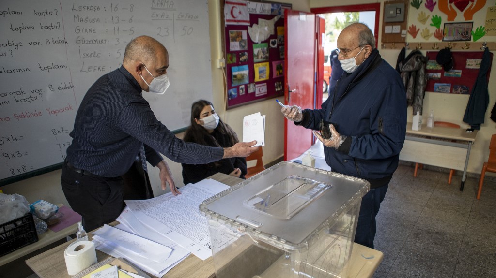 Chypre-Nord: la droite nationaliste au pouvoir remporte les législatives