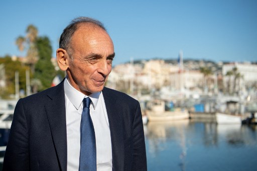 Zemmour accuse le gouvernement d'un «coup» contre son directeur de campagne