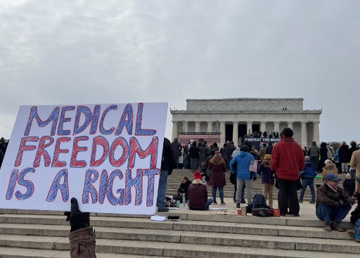 Manifestation à Washington contre «la tyrannie» des obligations vaccinales