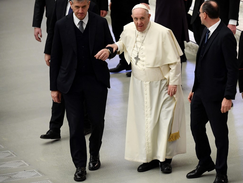 Le Vatican confirme la vente d'un immeuble à Londres au coeur d'un procès financier