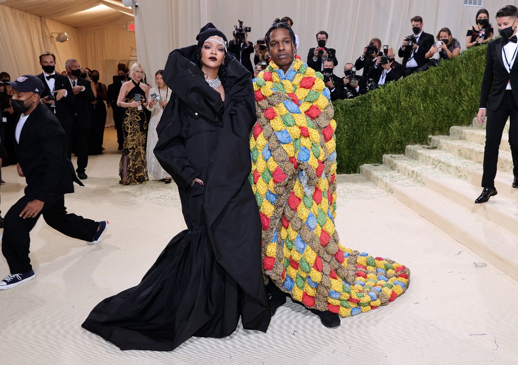 Rihanna enceinte de son premier enfant avec le rappeur A$AP Rocky