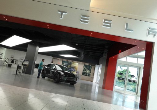 Tesla a livré près d'un million de voitures dans le monde en 2021