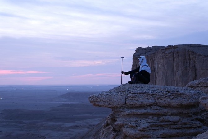 Les montagnes Tuwaiq: le site touristique le plus populaire à une heure de Riyad