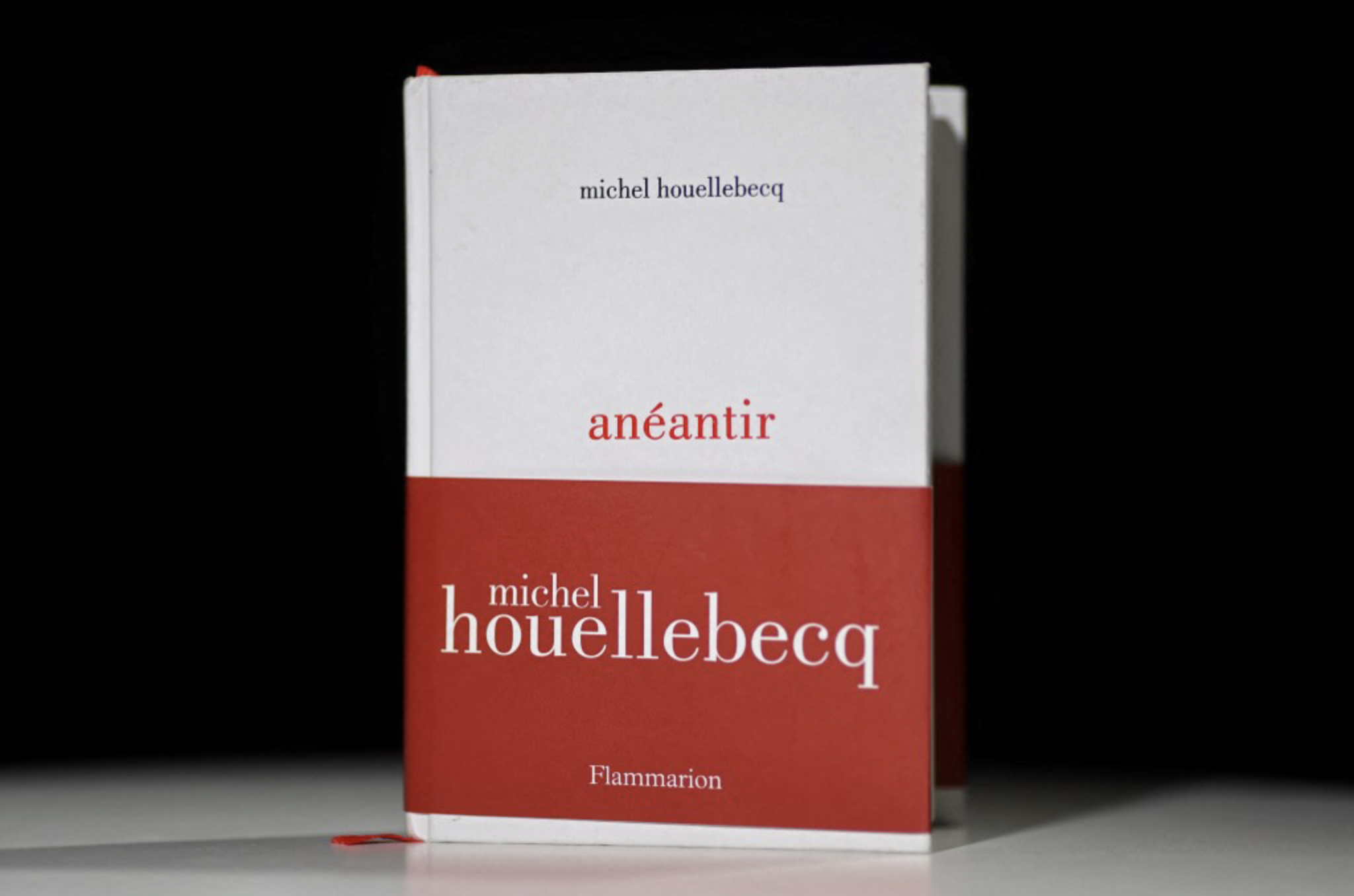 Houellebecq promis à un best-seller avec « Anéantir »
