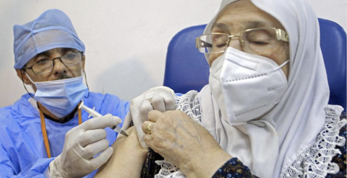 Un ministre algérien appelle à la vaccination dans un contexte de flambée épidémique