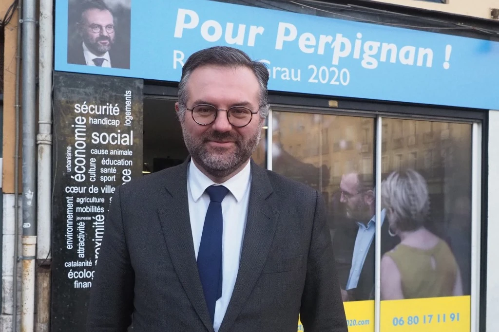 Perpignan: un député LREM agressé par des manifestants anti-pass