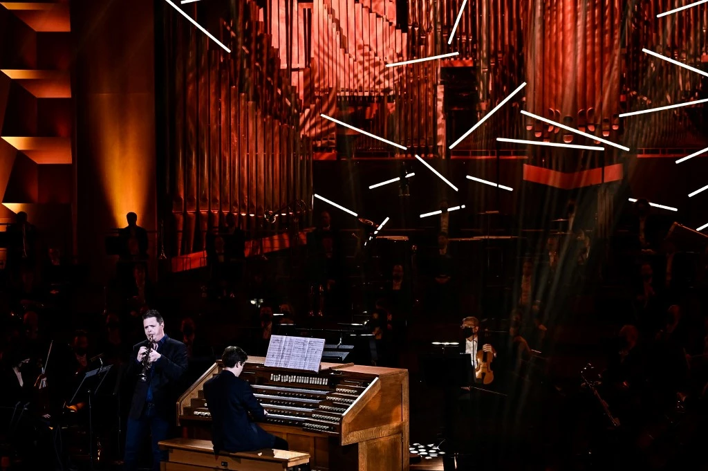 Victoires: OrelSan et Clara Luciani donnent le tempo