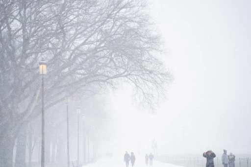 Une tempête hivernale «majeure» frappe l'est des États-Unis