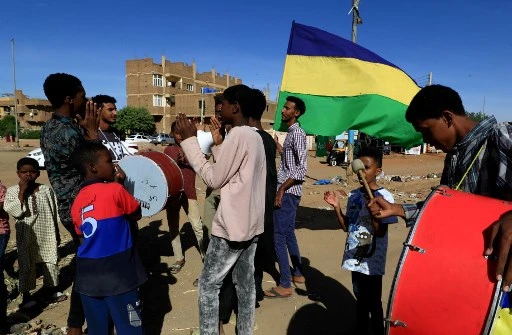 Soudan: manifestation de soutien aux familles de protestataires tués