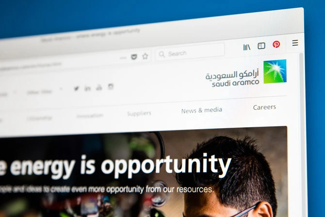 • Saudi Aramco contribue activement à la diversification de l'économie de l’Arabie saoudite – ironiquement –, il renonce à la dépendance à l'égard du pétrole et ses dérivés –. (SPA)
