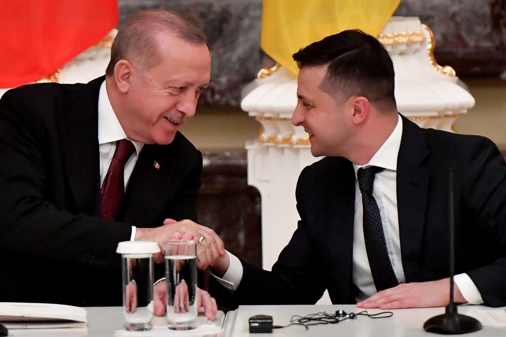 Erdogan compte tirer parti de la crise ukrainienne pour rebondir