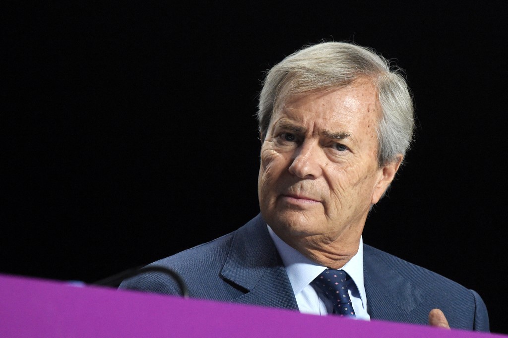 Flou autour du retrait de l'influent milliardaire français Vincent Bolloré