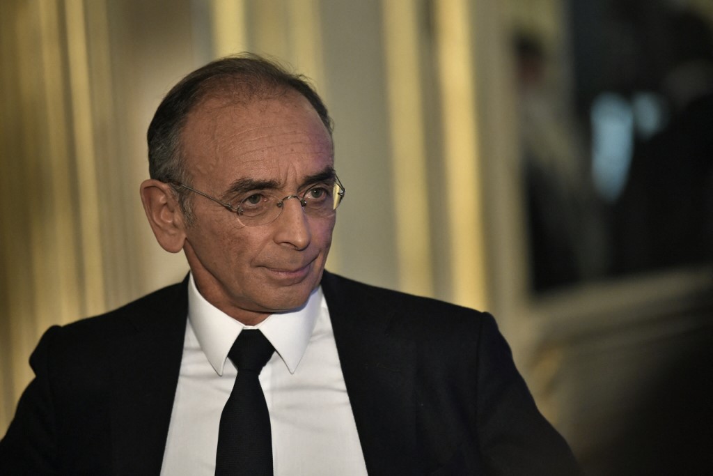 Le candidat d'extrême droite Eric Zemmour a promis jeudi une augmentation de près de 30 milliards d'euros du budget de la Défense d'ici à 2030 (AFP)