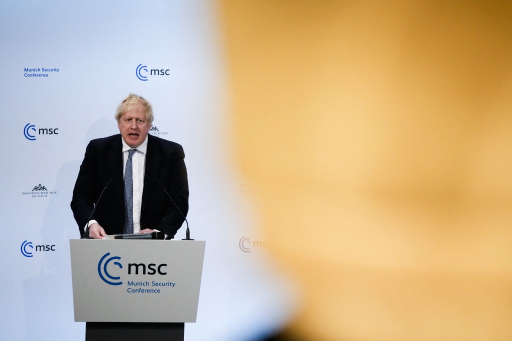 Johnson affirme que la Russie prépare «la plus grande guerre en Europe depuis 1945»