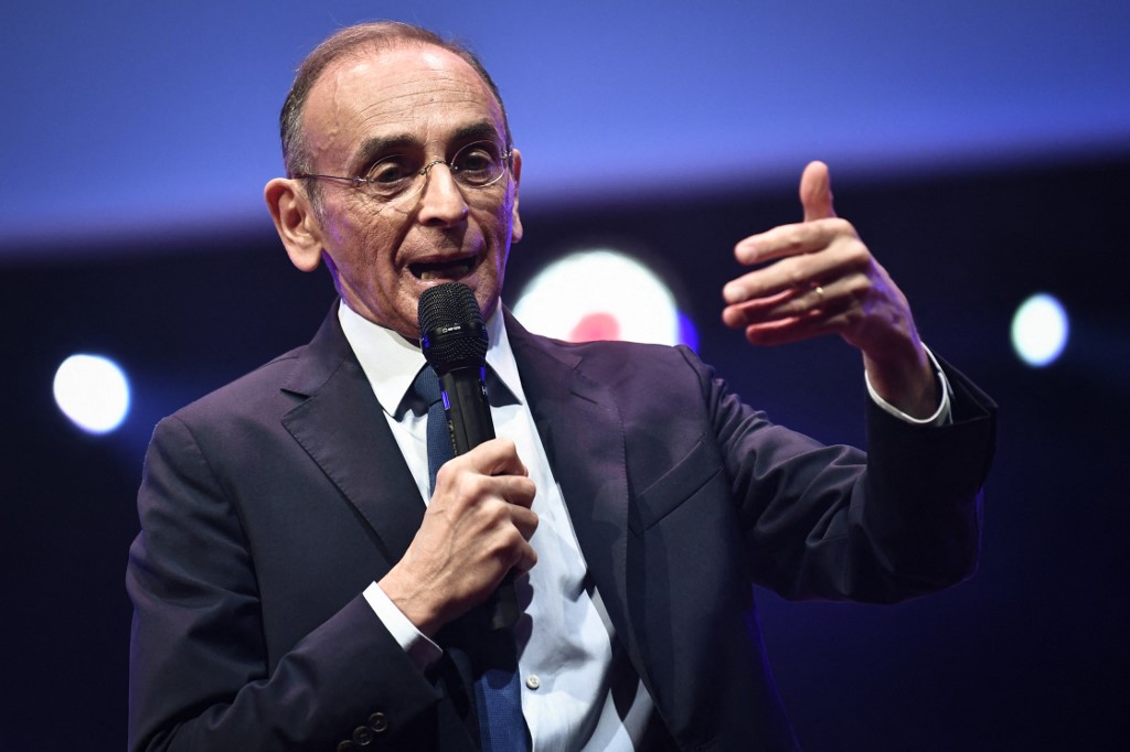Bretagne: une salle où devait se tenir une réunion du parti de Zemmour dégradée