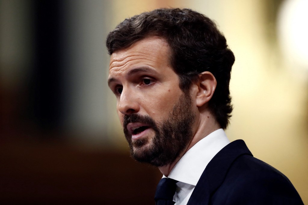 Le chef de la droite espagnole prépare sa sortie, poussé par son propre parti