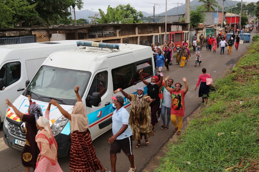 France: les habitants de Mayotte s'insurgent contre la violence