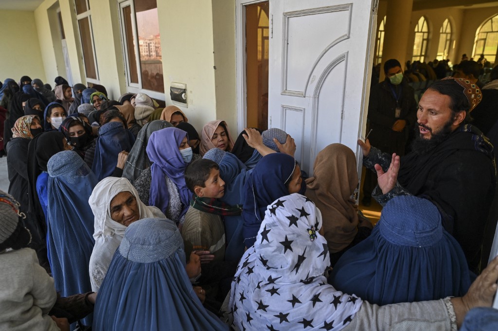 Crise humanitaire en Afghanistan: sommet en mars pour lever 4,4 milliards de dollars