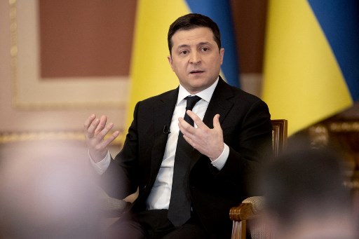 L'Ukraine veut passer à une armée de métier et recruter 100 000 militaires