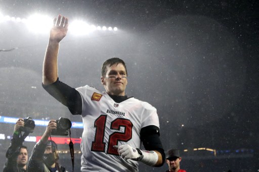 La légende du football américain Tom Brady annonce officiellement sa retraite