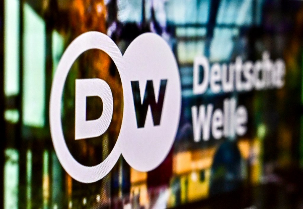 La fermeture du bureau de Deutsche Welle en Russie est « inacceptable », dénonce l'UE