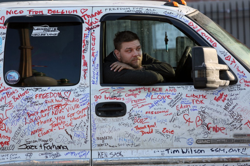 Manifestations anti-mesures sanitaires: «assiégée», la ville d'Ottawa demande de l'aide à Trudeau