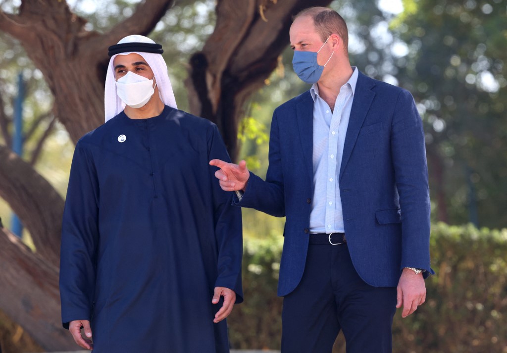 Les images de la première visite officielle du prince William aux Emirats
