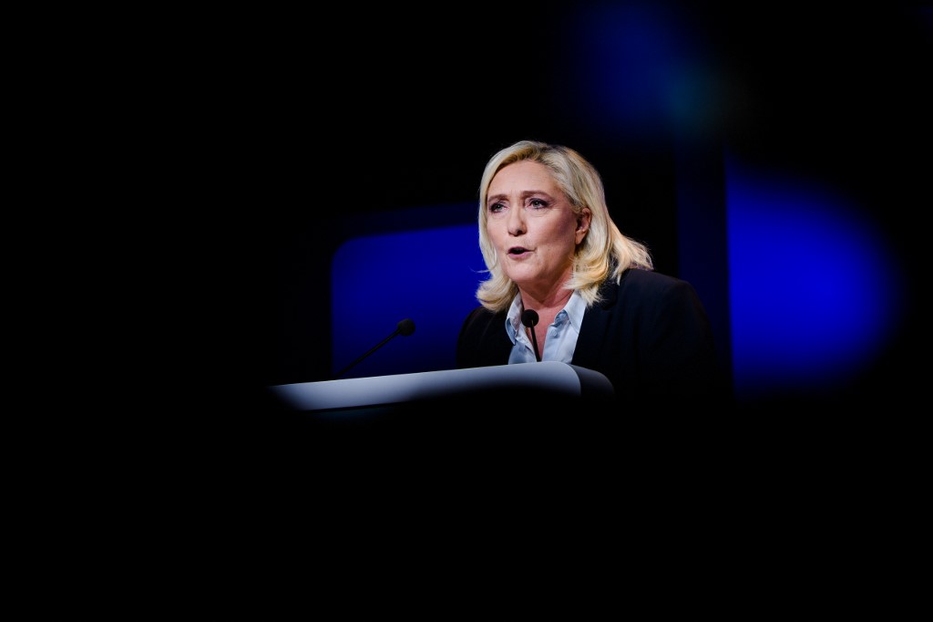 Présidentielle: à droite, la «guerre des trois» s'intensifie