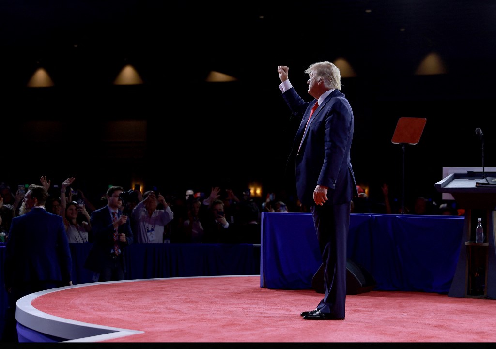 Trump devant ses fans à la grand-messe des conservateurs en Floride