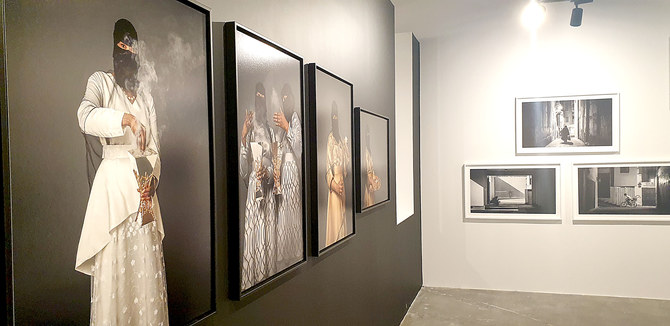 Des photos prises par des photographes saoudiens émergents ont également été incluses dans l’exposition organisée sous le slogan «Le moment est venu». (Photo fournie)