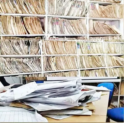 Arrêt sur image | Quand nos hôpitaux croulent sous les archives