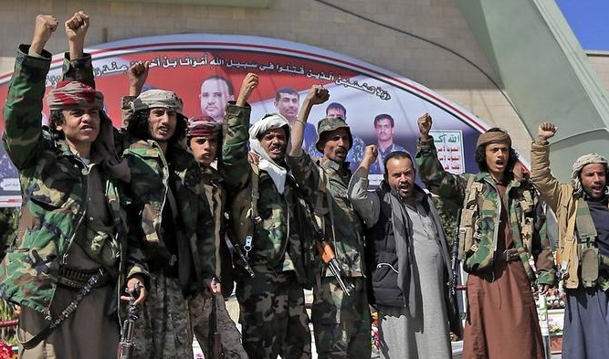 Les EAU pointent du doigt 5 entités qui soutiennent les Houthis et le terrorisme