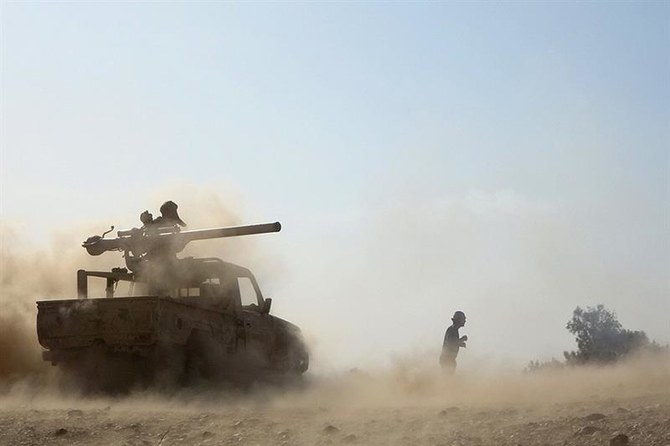 Photo d'archives: les troupes gouvernementales soutenues par l'Arabie saoudite repoussant une offensive des rebelles houthis sur Marib, le 14 février 2021. (AFP)