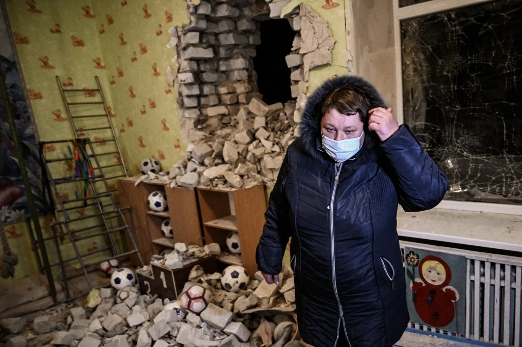 Ukraine: «les enfants prenaient leur petit-déjeuner» au moment du bombardement