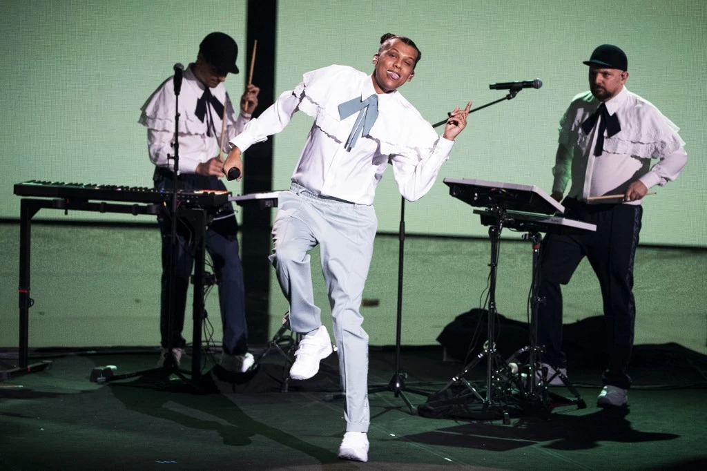 Alors, Stromae danse toujours