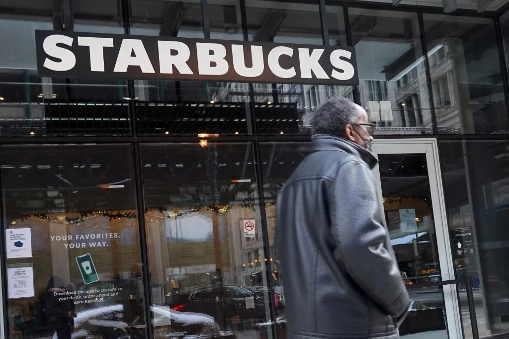 Aux Etats-Unis, Starbucks licencie des employés cherchant à se syndiquer