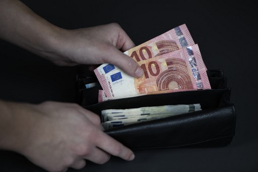 L'argent liquide de moins en moins utilisé, mais toujours prisé en temps de crise